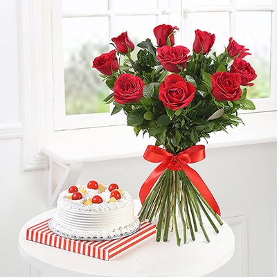 Bunch of 20 Red Roses with Pineapple Cake (Half Kg)