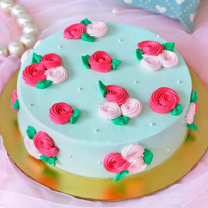 Roses & Pearls Chocolate Cake