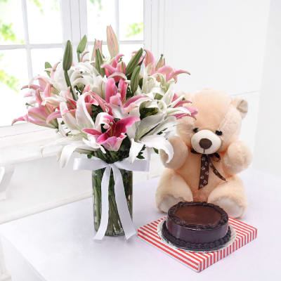 Vase of 20 Mixed Lilies with Half Kg Chocolate Cake & Teddy